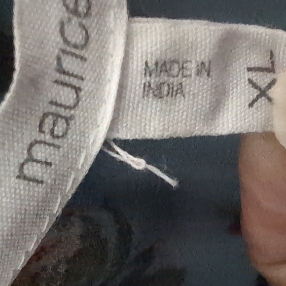 Maurices Teal and Pink Floral Blouse - Picture 2 of 2